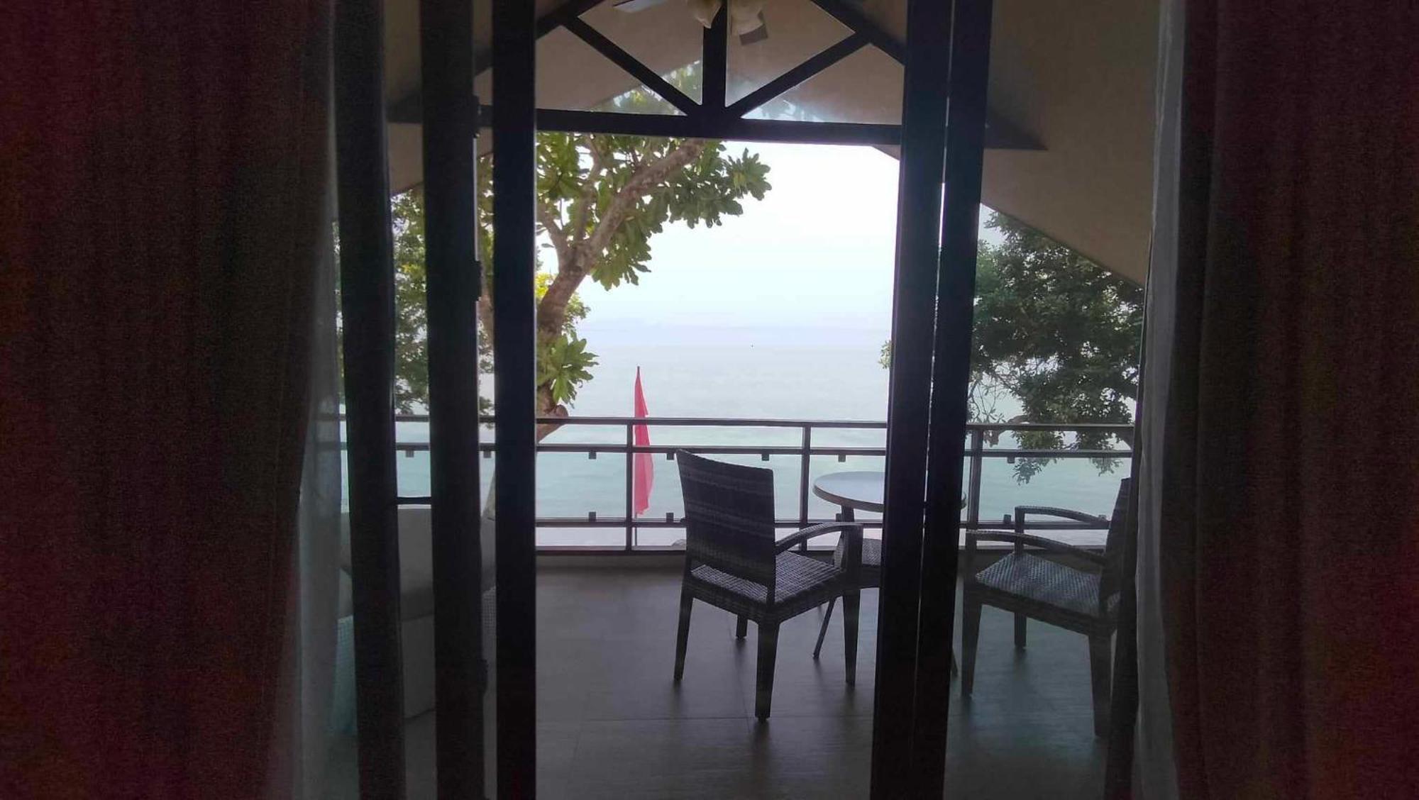 Alam Indah Beach Resort Busuanga Exteriör bild