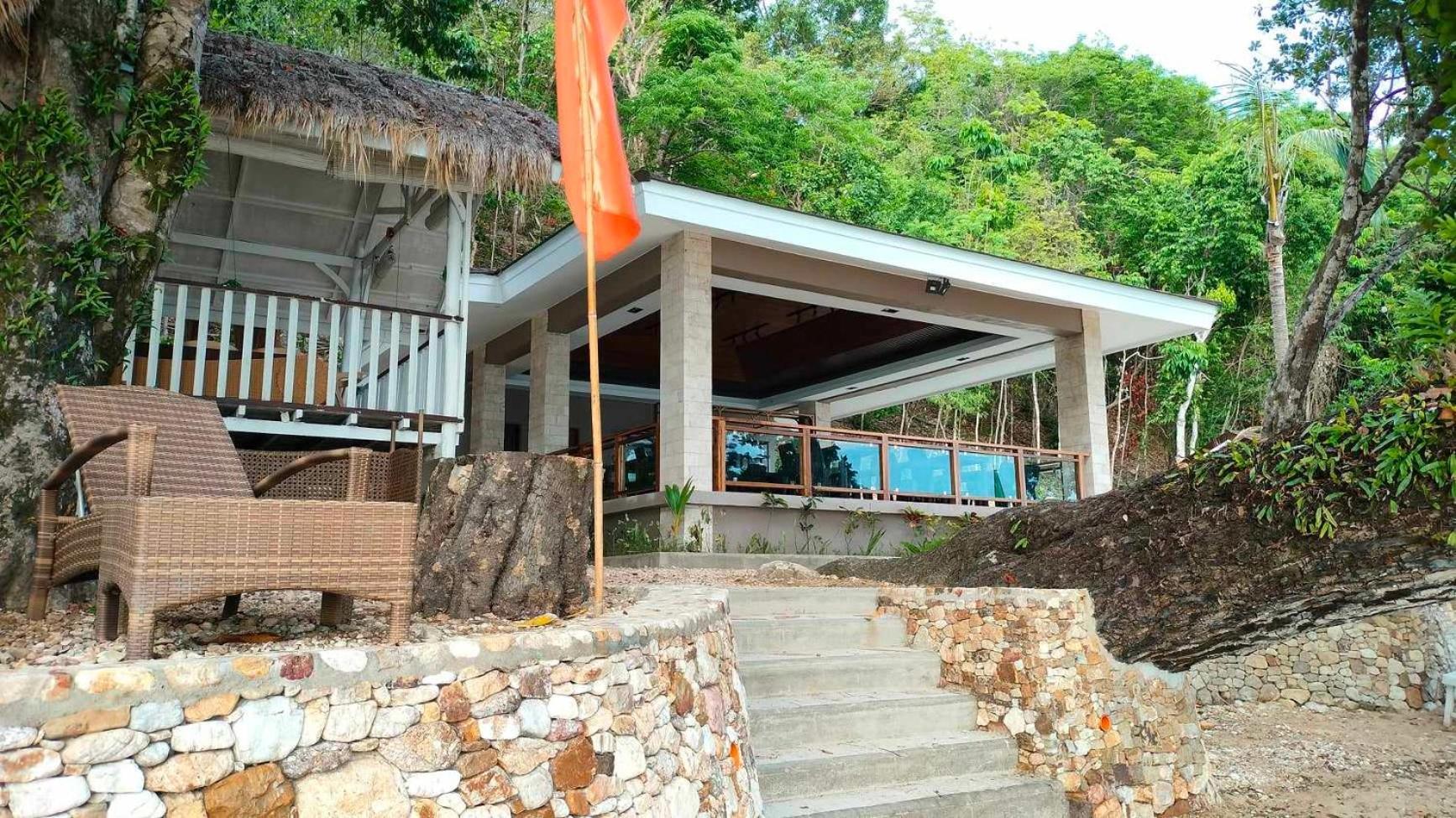 Alam Indah Beach Resort Busuanga Exteriör bild