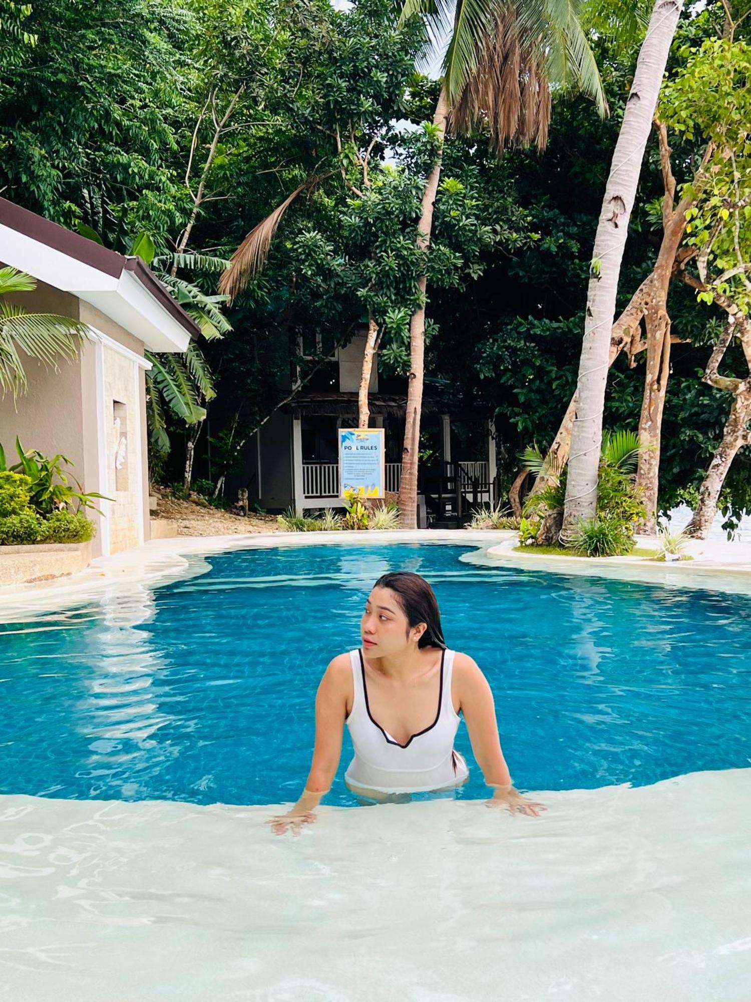 Alam Indah Beach Resort Busuanga Exteriör bild