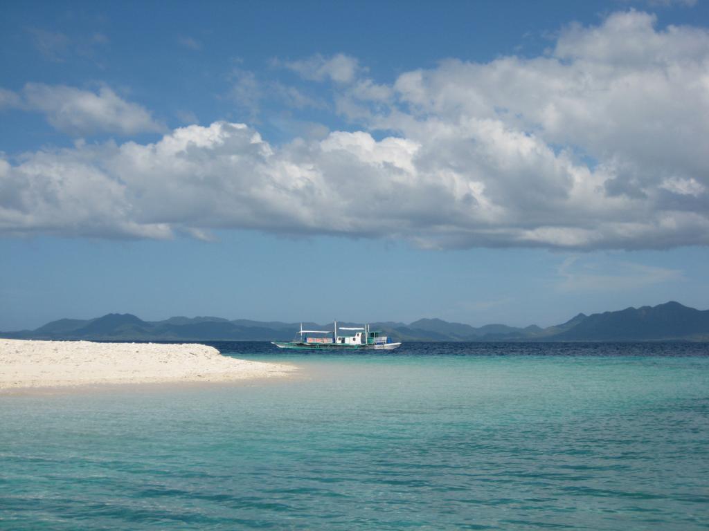 Alam Indah Beach Resort Busuanga Exteriör bild