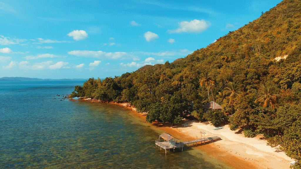 Alam Indah Beach Resort Busuanga Exteriör bild